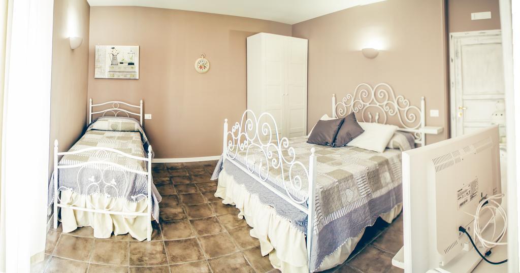 Bed and Breakfast La Peonia Неаполь Номер фото
